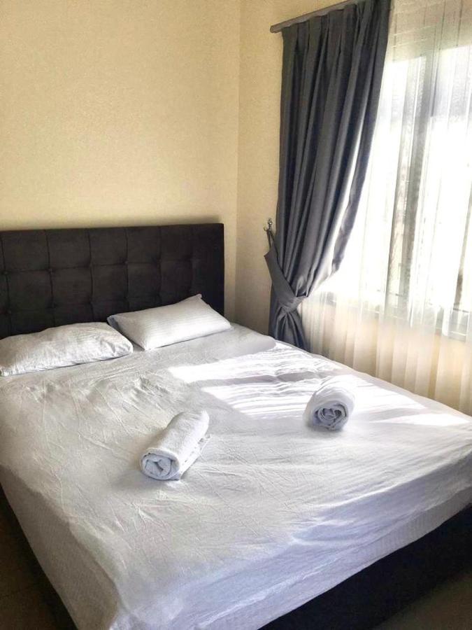 Luxury Two-Bedroom Apartment In Amazing Place Lukomorye C4 Karavas  Eksteriør bilde