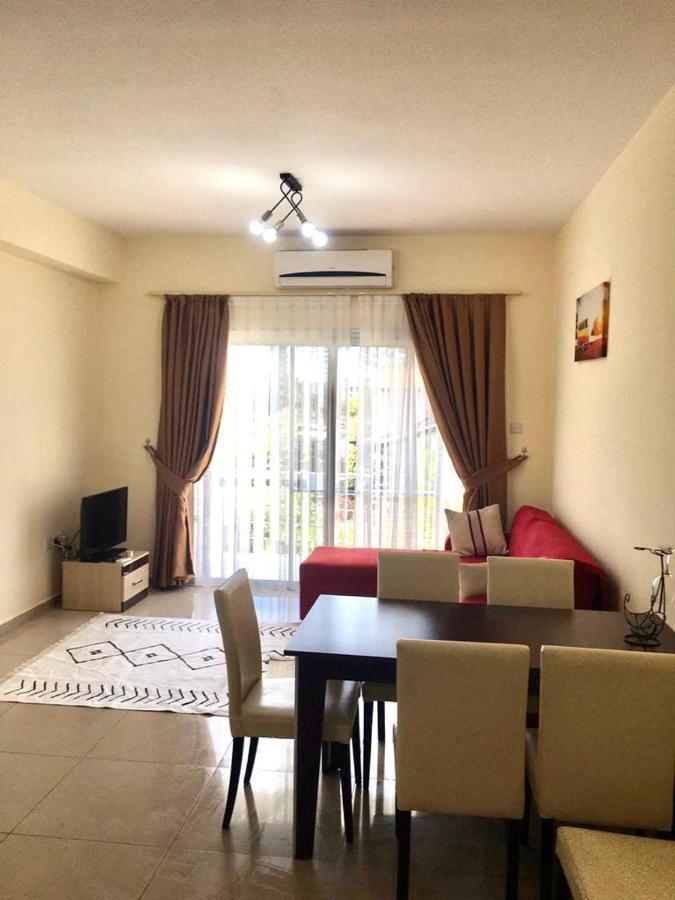 Luxury Two-Bedroom Apartment In Amazing Place Lukomorye C4 Karavas  Eksteriør bilde